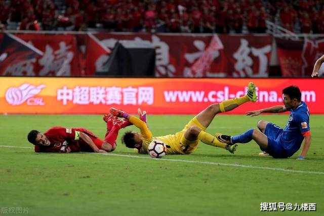 东契奇带领湖人轻松战胜勇士，库里单核难敌豪华阵容